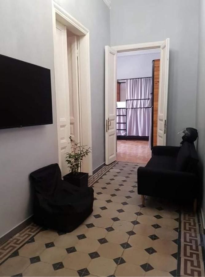 Хостелы Hostel Old Batumi Батуми-10