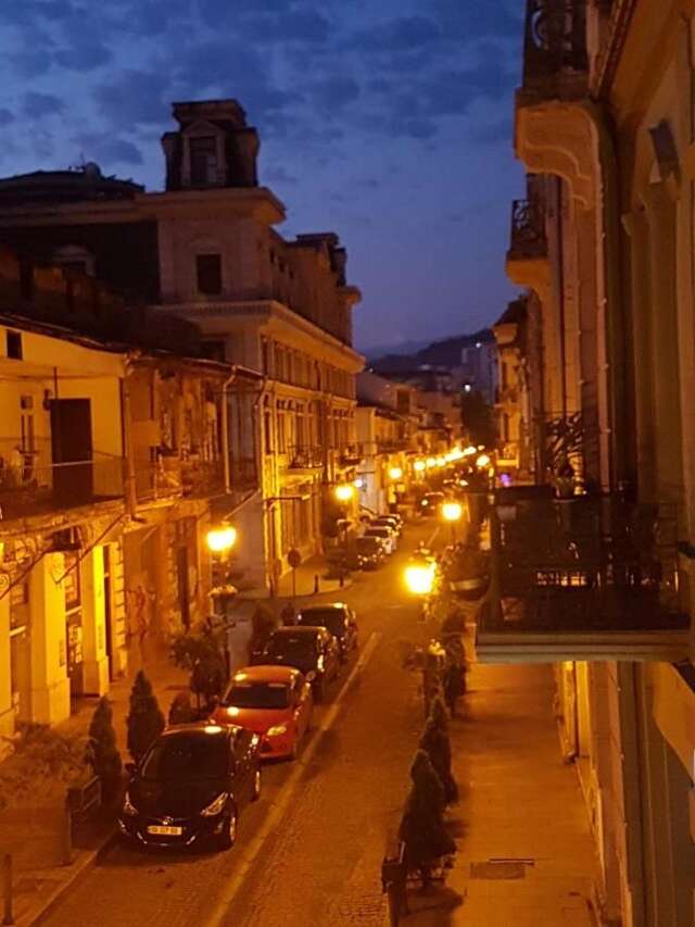 Хостелы Hostel Old Batumi Батуми-18